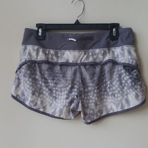 Lululemon Shorts Snowy Owl